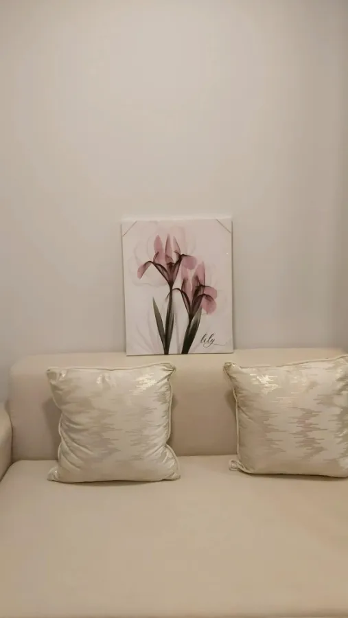 For rent, Kev TU, Building C, 4th floor, fully furnished room, just carry your bags and move in immediately. If interested, hurry and reserve now. Don