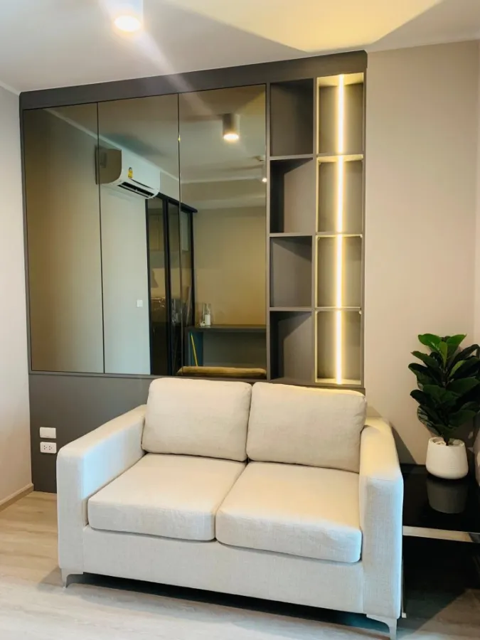 For rent/sale Condo IDEO Ratchada-Sutthisan, 21st floor, room facing north, room is a single corridor, very private, buy now.