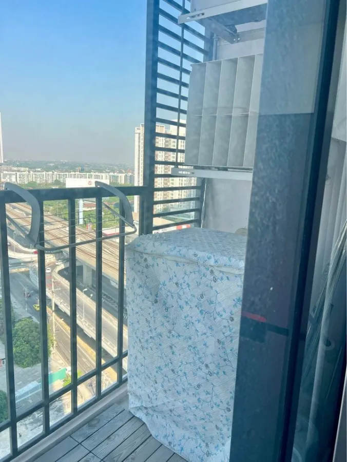 For sale or rent, Skyline Rattanathibet, 16th floor, open view, comfortable for the eyes, fully furnished, whether you want to buy or rent, it's wor