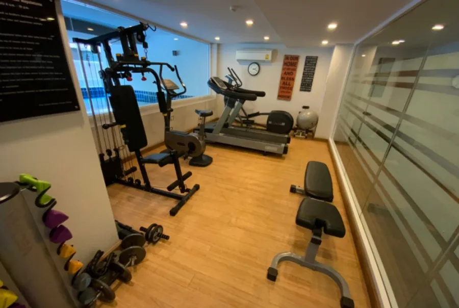 ขาย ทรี คอนโด เอกมัย (สุขุมวิท 40) 1 ห้องนอน บิ้วอินเฟอร์นิเจอร์ครบ พร้อมหิ้วกระเป๋าเข้าอยู่ได้เลย