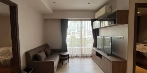 ให้เช่า Runesu Thonglor 5 คอนโดสไตล์ญี่ปุ่น เฟอร์นิเจอร์และเครื่องใช้ไฟฟ้าครบเซต มาแต่ตัวเข้าอยู่ได้เลยจ้า