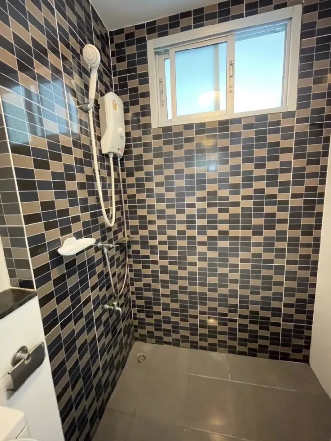 For rent: The Rise B, 1 bedroom, 1 bathroom, fully furnished, great location, great price, hurry and book now!