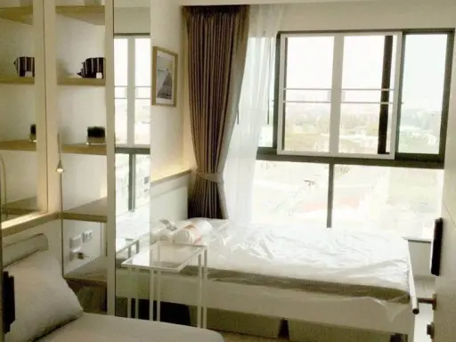 For sale/rent Ideo Mobi Sukhumvit Eastgate, decorated room, well built-in. Complete with electrical appliances, separate kitchen, don't miss it.