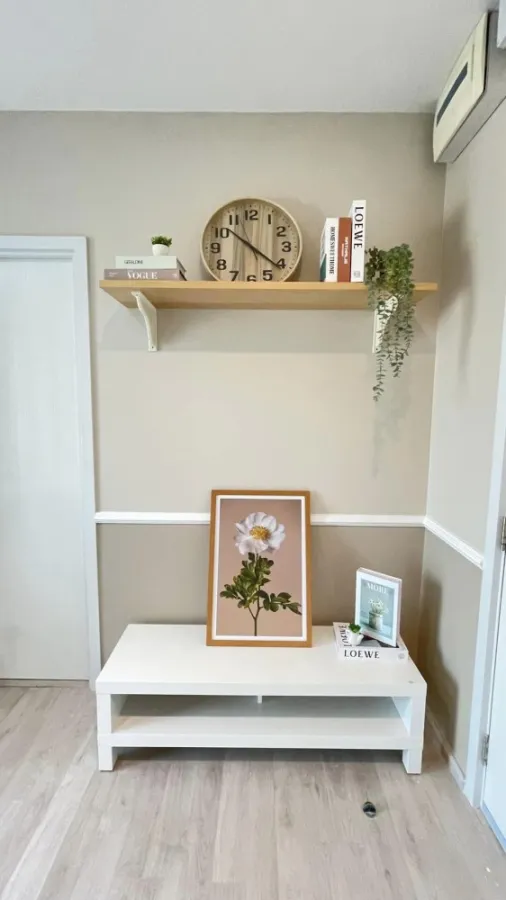 Selling Plum Condo, Central Station, beautifully decorated room, looking good, very stylish, covering the entire wall of the room Don't miss a lot