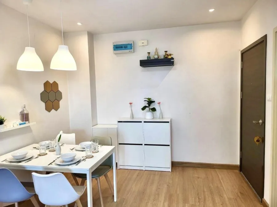 For rent Supalai Vista Sriracha - Laem Chabang Port Intersection, high floor room, open to the breeze all day, book now.
