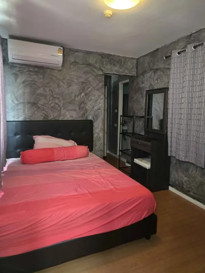 Condo for rent, Lumpini Township Rangsit Klong 1. Spacious and comfortable room, fully furnished. Book now!