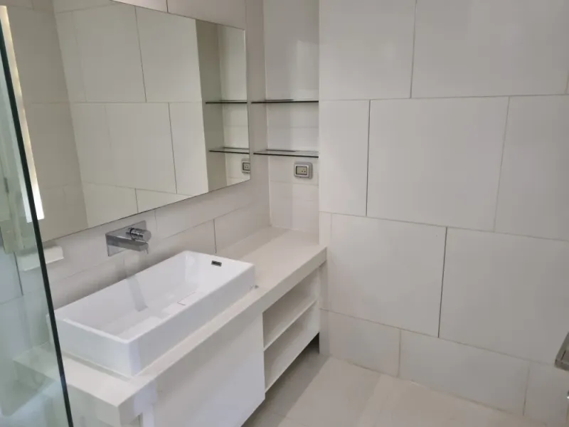 ขาย The Bangkok Sathorn Condominium ห้องกว้างอยู่สบาย ชั้นสูง บิ้วอินภายในจุกๆ อย่างดี รีบจองก่อนพลาด++