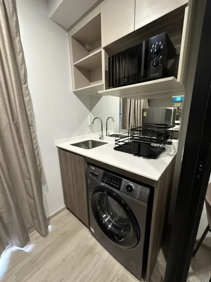For rent Nue Core Khu Khot Station ห้องพร้อมอยู่ วิวสระว่ายน้ำ ชั้น 8 พร้อมความสงบ เสียงเงียบ จองเลย