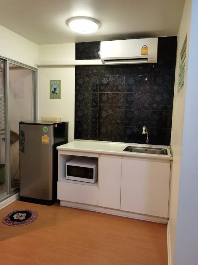 For rent, Lumpini Condo Town Rattanathibet, nice room, very good atmosphere, quiet, private, garden view, hurry to reserve