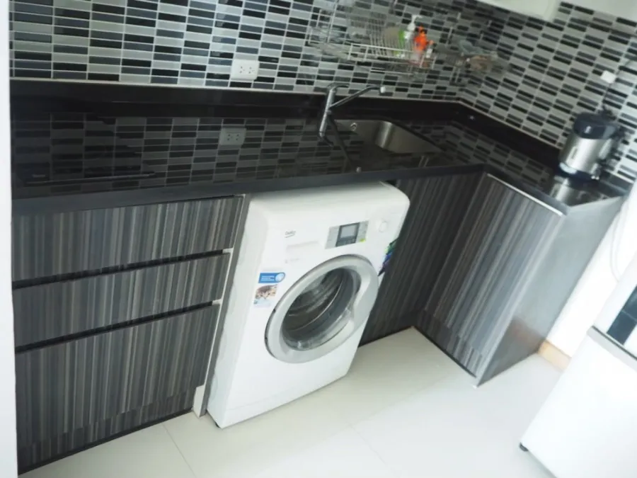 Condo for sale Bangkok Feliz 69-2, 7th floor, very spacious room, fully decorated, with Buit-In furniture, book now.