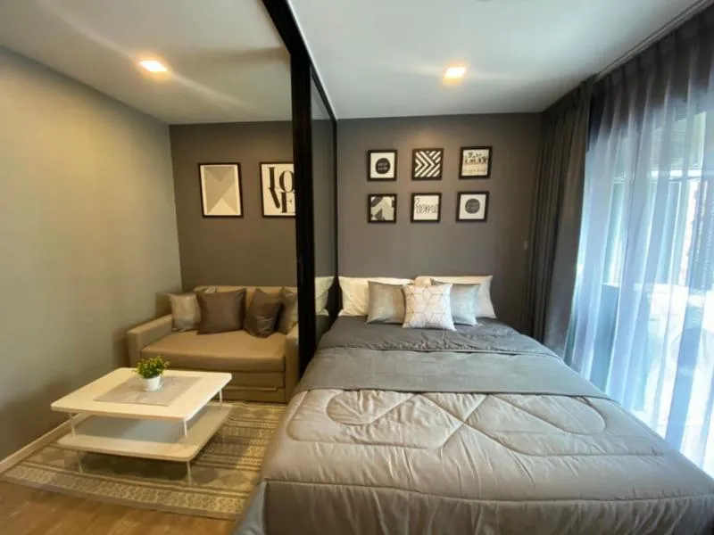 ตกแต่งเสร็จสดๆร้อนๆ หิวกระเป๋าเข้าอยู่ได้เลย ห้อง Silver Grey เรียบหรู ลงตัว เช่า kave town space