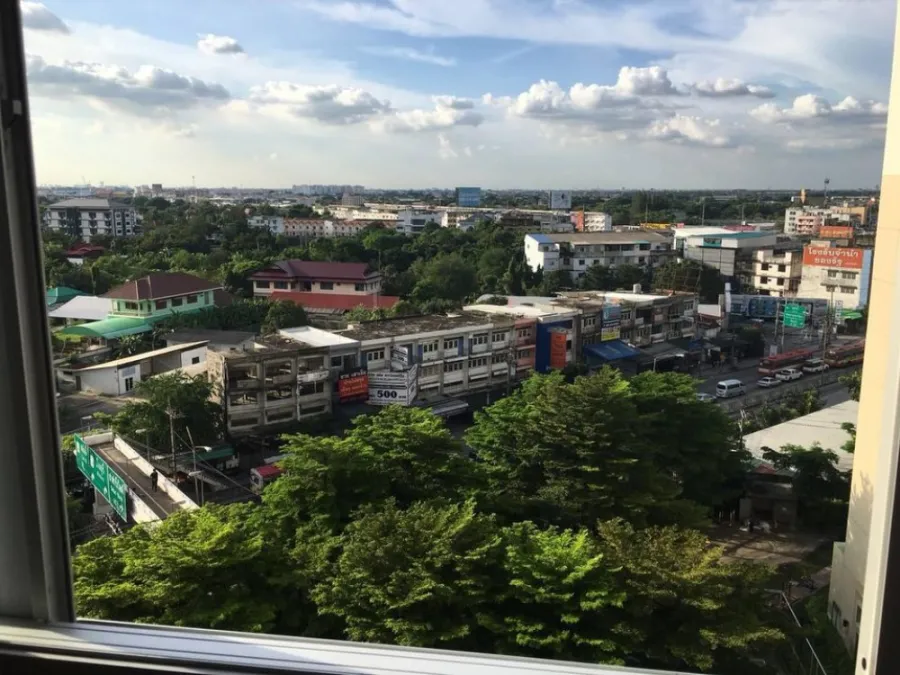 ให้เช่า คอนโด ลุมพินี คอนโดทาวน์ รามอินทรา – นวมินทร์ ชั้น 9 วิวสวย พร้อมอยู่ ราคาย่อมเยา จองด่วน!!