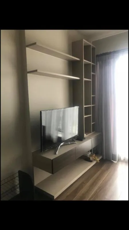 ขาย/ให้เช่า ออนิกซ์ พหลโยธิน ห้องมุมเป็นส่วนตัว ตกแต่งครบ พร้อมเครื่องใช้ไฟฟ้า เข้าอยู่ได้เลย ด่วนๆ