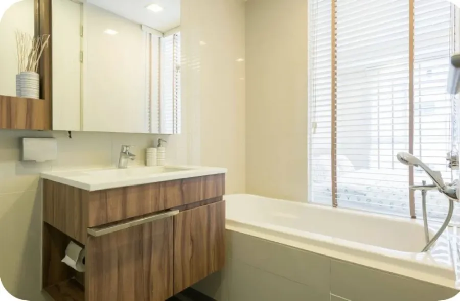 For rent: Via 31, 4th floor. A lovely, fully furnished unit. Book now! (Limited time offer!)