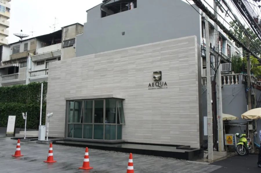 For rent, Aequa Sukhumvit 49, 18th floor, very spacious room, luxury condo, complete electrical appliances, hurry to book now.