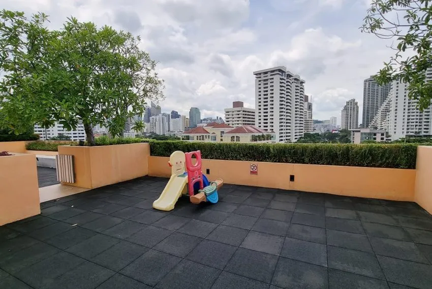 Condo for rent, Maestro 39, fully furnished and electrical appliances, convenient transportation, good location, near the BTS