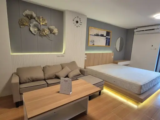 For rent: Champs Elysees Tiwanon, 3rd floor, beautiful room, fully furnished, book now, urgently.