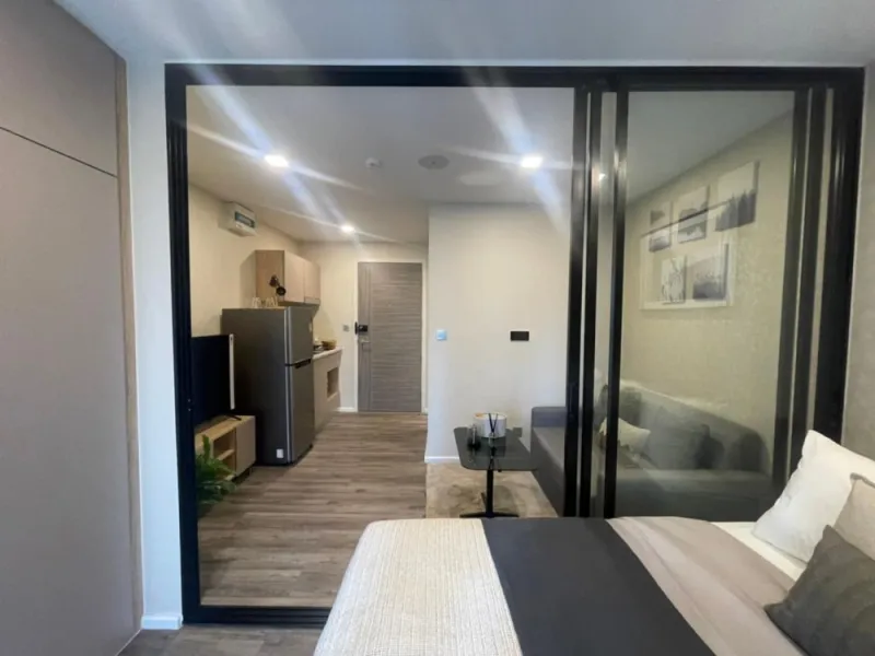 ขาย Atmoz รัชดา-ห้วยขวาง ห้องตกแต่งสวย เฟอร์นิเจอร์ครบ พร้อมเข้าอยู่ จองก่อนได้ก่อนจร้า