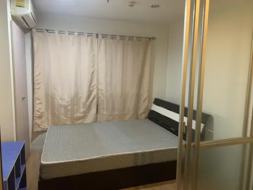 Urgent for rent !!! Condo Lumpini Mega City Bangna, good location, convenient transportation, near Mega Bangna Shopping Center, book now !!!