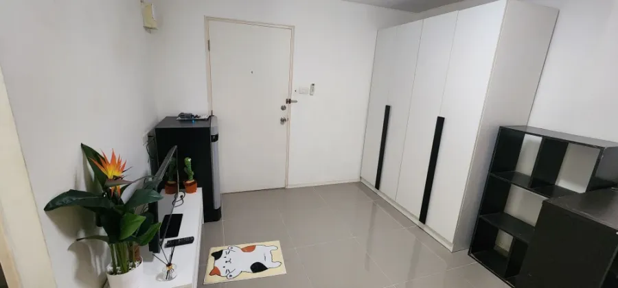 For rent: Lumpini Condotown Chonburi - Sukhumvit, 2nd floor, nice room, just bring your bag.