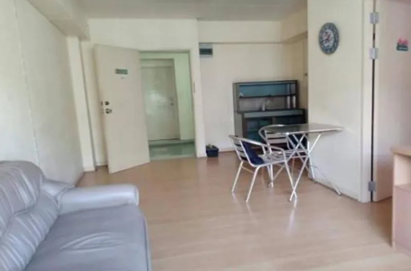 Urgent for rent !! Condo La Sal Park, beautiful room, good location, complete facilities, don't miss !!