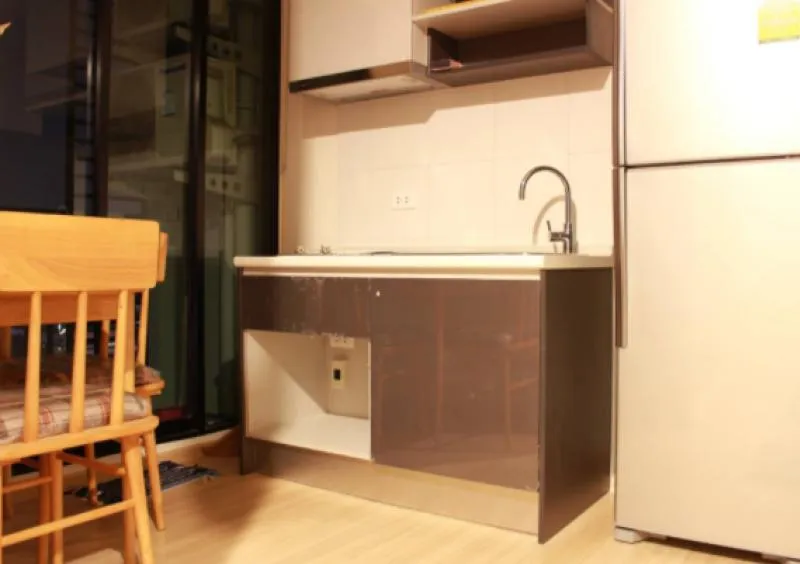 ให้เช่า คอนโด เดอะ เบส แจ้งวัฒนะ เเฟอร์นิเจอร์ Build in ให้ครบทั้งห้อง ห้องสวยตกแต่งดี ให้ไว ช้าอด