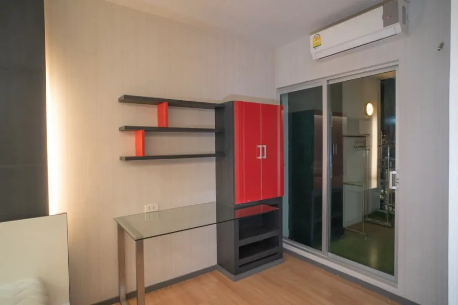 ว้าวว ห้องสวยมากก ตกแต่งบิวท์อินแน่นๆ เฟอร์อย่างดีทั้งห้อง จองด่วนที่ ศุภาลัย ปาร์ค รัชโยธิน ให้เช่า