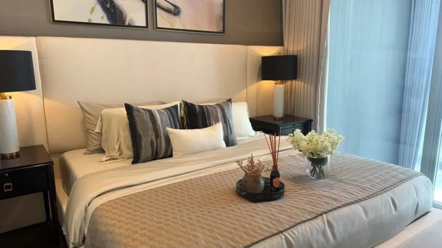 ขาย Hyde Sukhumvit 11 ห้องพร้อมอยู่ ชั้นสูง เฟอร์พร้อม รีบจองเลยห้ามพลาด