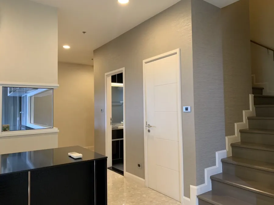 ให้เช่า เดอะ เครสท์ สุขุมวิท 34 ชั้น 8 ห้อง Duplex แต่งครบ สนใจรีบจองเลยจ้า อย่ารอช้า