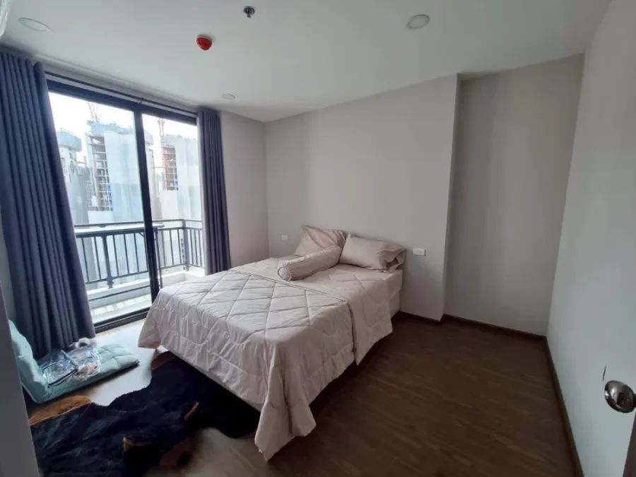 For rent: Artisan Ratchada. Beautifully furnished room, ready to move in. Book now! (Quickly!)