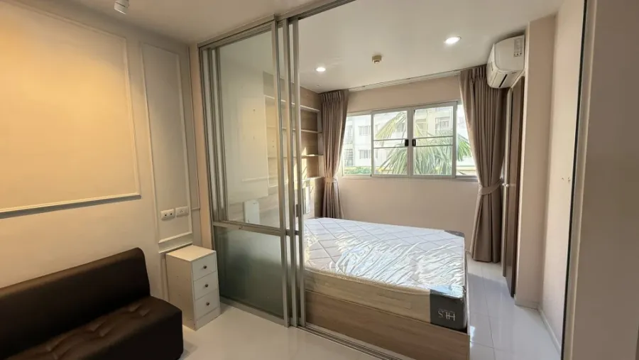 ขาย Lumpini Condo Town Ramindra-Lat Pla Khao ห้องน่าอยู่ ชั้น 4 เฟอร์ครบ วิวสวนสวย ห้ามพลาด