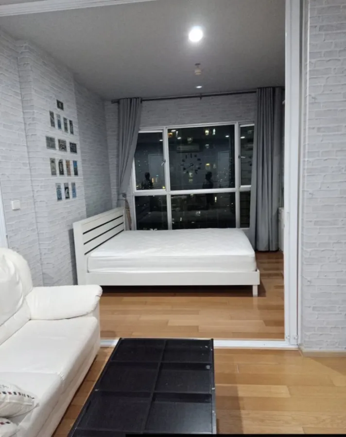 🏠🌃 ให้เช่า คอนโด ไฮฟ์ แอท สาธร 🏠🌃