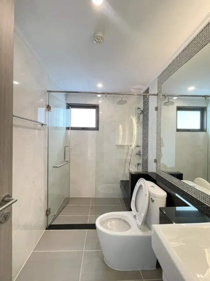 ให้เช่า Supalai Oriental สุขุมวิท 39 Fully Furnished ตกแต่ง Modern Luxury วิวเห็นถนนสุขุมวิท เครื่องใช้ไฟฟ้าครบทุกอย่าง ห้ามพลาด