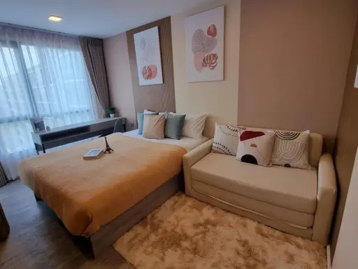 For rent, Kev Eva, 7th floor, Building B, beautifully decorated room, ready to move in, complete with electrical appliances, say that hurry up and boo