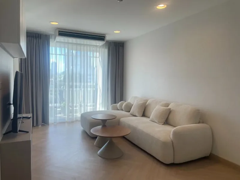 ขาย The Bangkok Narathiwas Ratchanakarint ห้องพร้อมอยู่ เฟอร์พร้อม กว้างขวางอยู่สบาย จองเลย