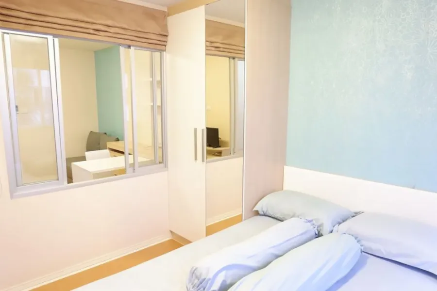 For rent, Lumpini Condo Town Rattanathibet, 1 bedroom, wall mounted, fully furnished, ready to move in. Book now.