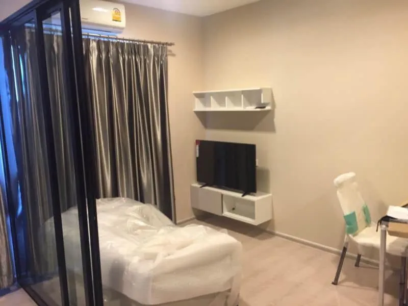 For rent Condolette Mist Rama 9, beautiful room, fully furnished, ready to move in City view, good atmosphere Don't wait, hurry