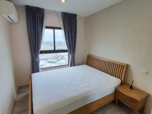 For rent, Plum Condo Central Station, 16th floor, phase 2, fully furnished room, ready to move in, book now, don't miss it.