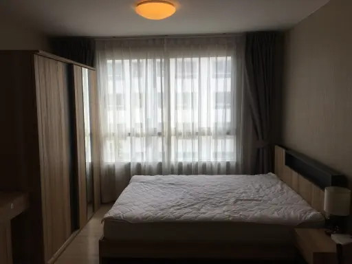For rent, Plum Condo Phahon Yothin 89, 5th floor, wallpaper around the room, very nice, can move in.