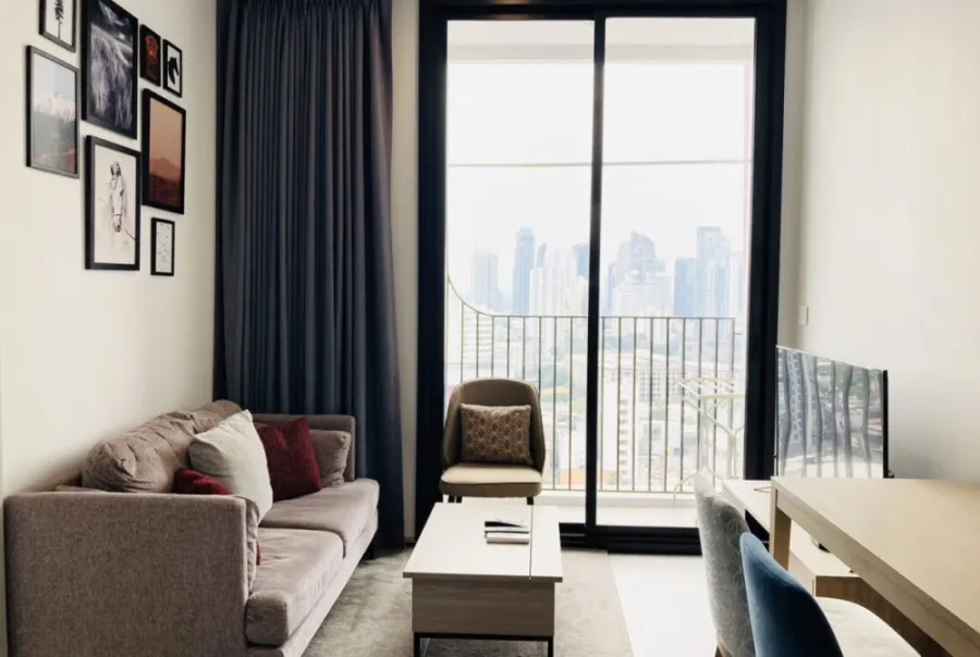 For rent!! Condo XT Ekkamai, 22nd floor, complete amenities. Ready to move in immediately. Don't miss it!!
