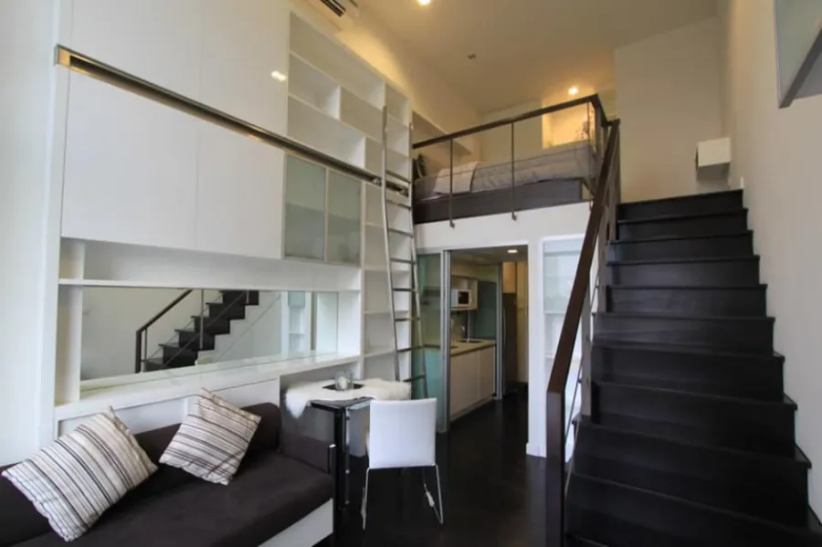 For rent urgently!! Condo Ideo Morph 38, good location, convenient transportation, near shopping areas, don't miss it!!