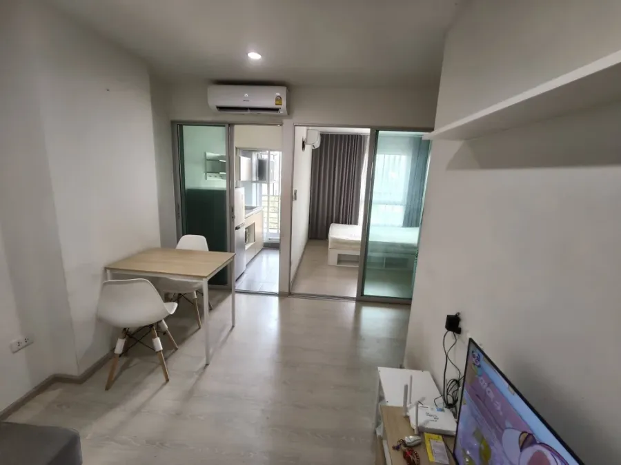For rent: The Kith Plus Phahonyothin Khukot. Nice room, fully furnished, affordable price. Book now!