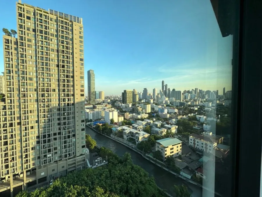 For rent, The Base Phetchaburi - Thonglor, 1 bedroom, 30 sq.m., 17th floor, full room items, hurry up