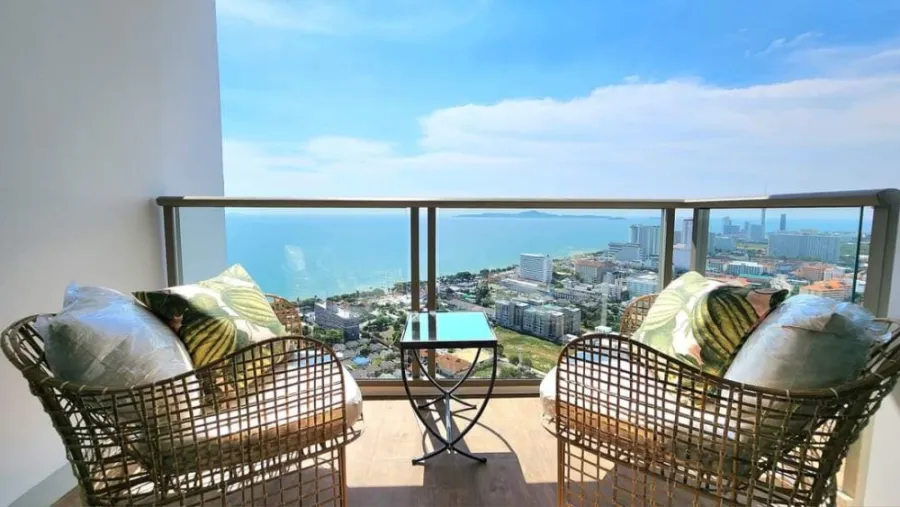 For rent Riviera Ocean Drive ห้องแต่ง built-in อย่างดี ชั้น 41 วิวทะเลสุดปัง อย่ารอช้า รีบจองด่วน