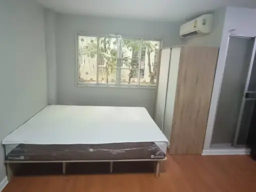 For rent: Lumpini Condo Town Ramintra-Lak Si. Fully furnished There's also a washing machine. Don't miss it.