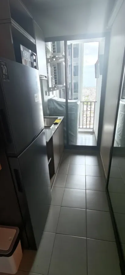 ปล่อยเช่า คอนโด รีเจ้นทร์ วุฒากาศ 1 Bed room ชั้น18 วิวสระว่ายน้ำ วิวเมือง สะดวกครบจบที่นี่ จองด่วนๆ