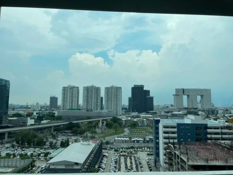 ขาย Abstracts Phaholyothin Park ชั้น 15 วิวตึกช้างแจ่มๆ เฟอร์ครบ ซื้ออยู่เองหรือลงทุนก็คุ้ม จองเลย