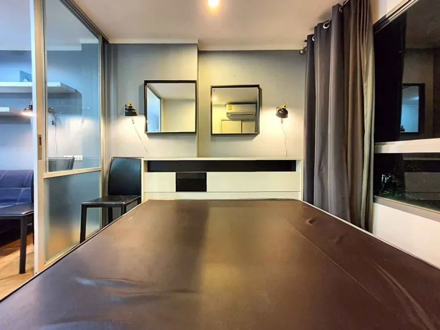 For rent: Lumpini Place Srinakarin-Hua Mak Station, fully furnished, ready to move in, real wood furniture, durable, easy to maintain