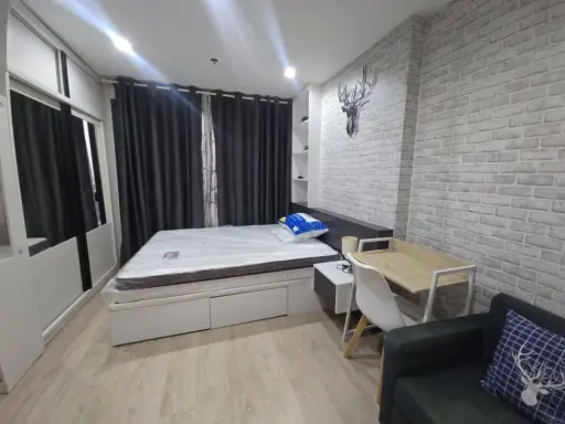 For rent: Ideo Sathorn-Tha Phra, 16th floor, pool view, fully furnished, very livable. Book now! (Hurry!) images