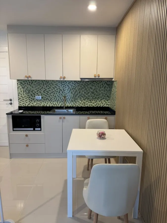 ให้เช่า Amazon Residence Pattaya ห้องน่าอยู่ เฟอร์พร้อม มาแต่ตัวอยู่ได้เลย รีบจองเลยก่อนพลาด!!!